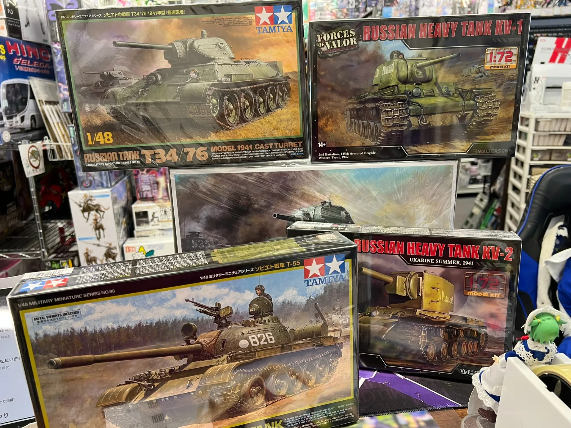 【戦車ファン必見】ソビエト戦車キット勢ぞろい！店長イチオシは「KV-2」！